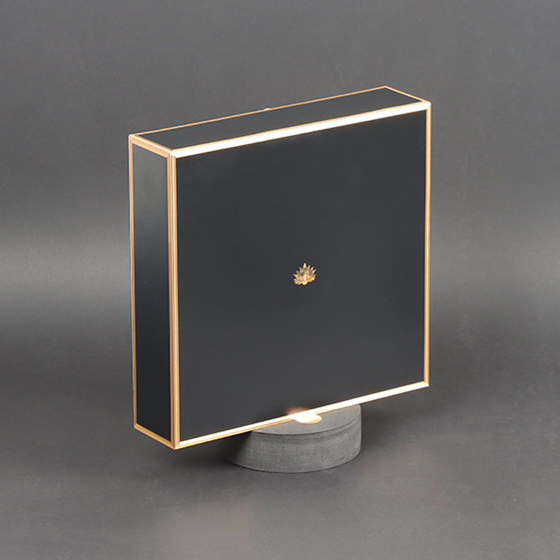 Perfume box